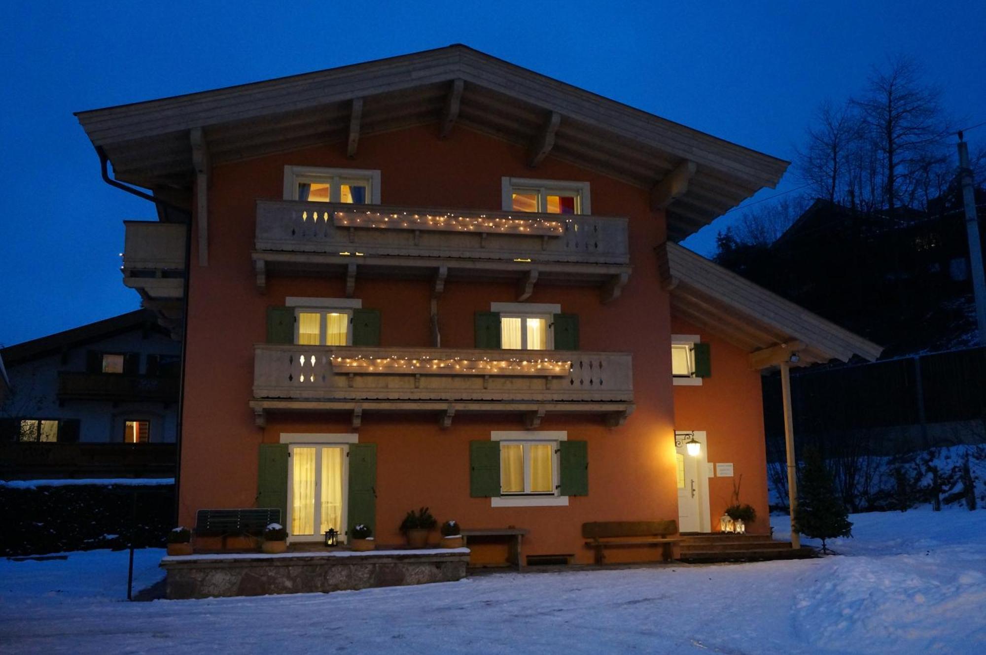 Haus Senoner Bed & Breakfast Kitzbühel Oda fotoğraf