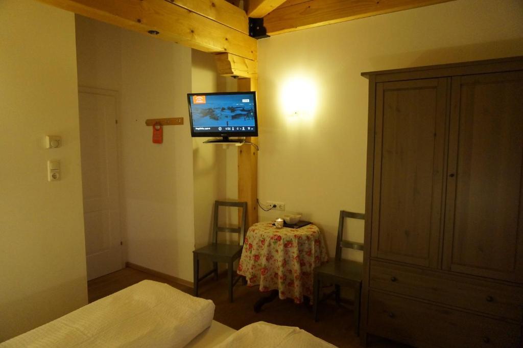 Haus Senoner Bed & Breakfast Kitzbühel Oda fotoğraf