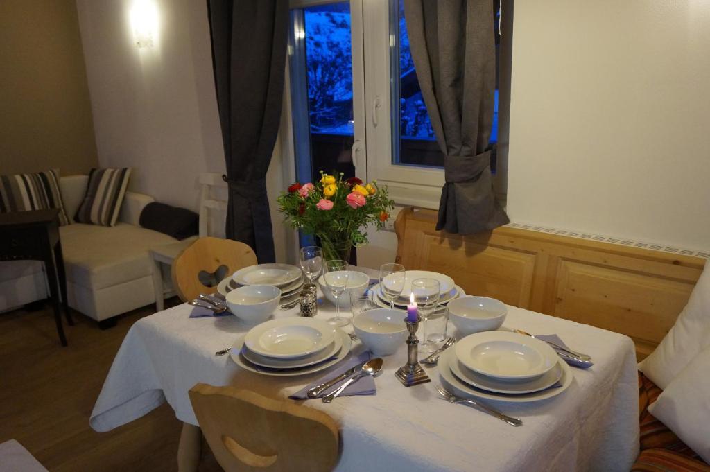 Haus Senoner Bed & Breakfast Kitzbühel Oda fotoğraf